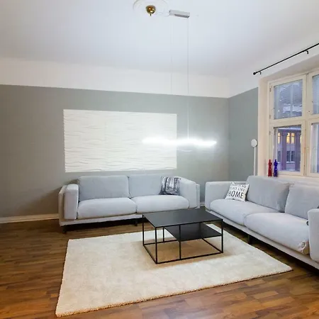 Huoneisto 2Ndhomes Central Station Business Deluxe Apartment *
